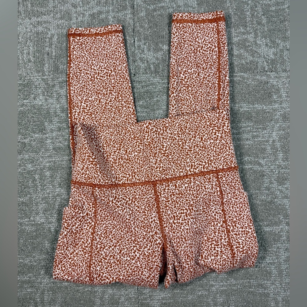 Athleta Salutation Stash Textured Tight Legging Burnt Orange Women Size XS